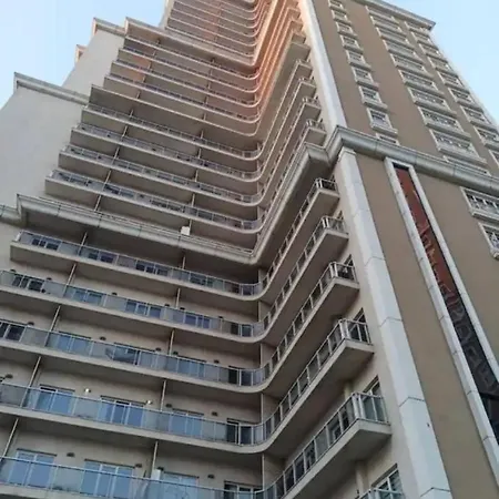 سياحية فندقية بمنطقة بشاك شهير بمجمع ميدكولية *
